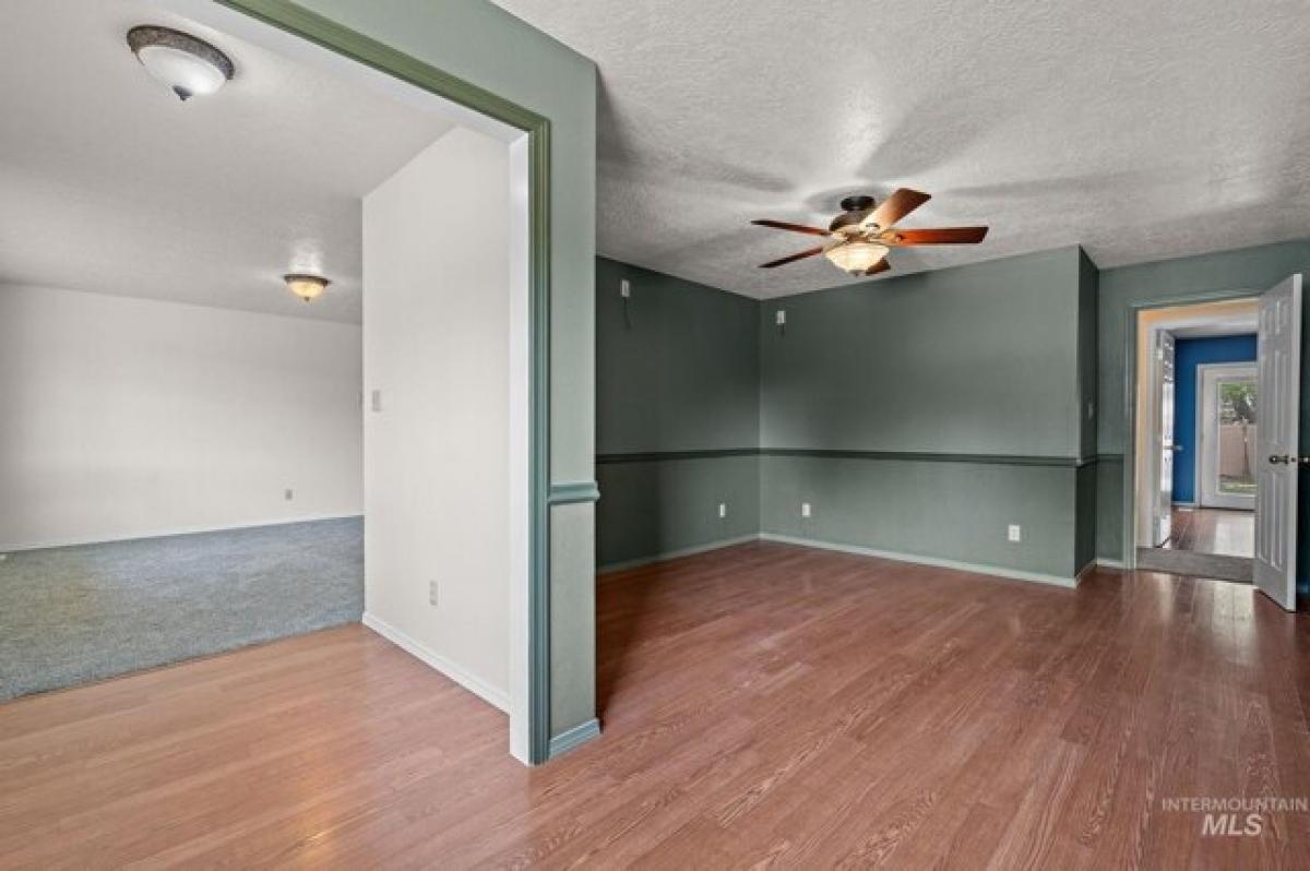 Picture of Home For Sale in Emmett, Idaho, United States