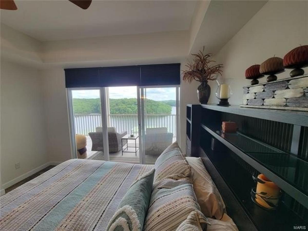 Picture of Home For Sale in Osage Beach, Missouri, United States