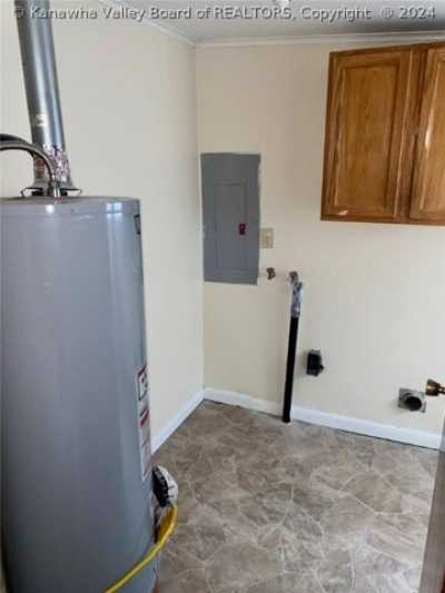 Home For Sale in Charleston, West Virginia