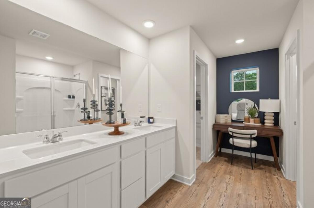 Picture of Home For Sale in Douglasville, Georgia, United States