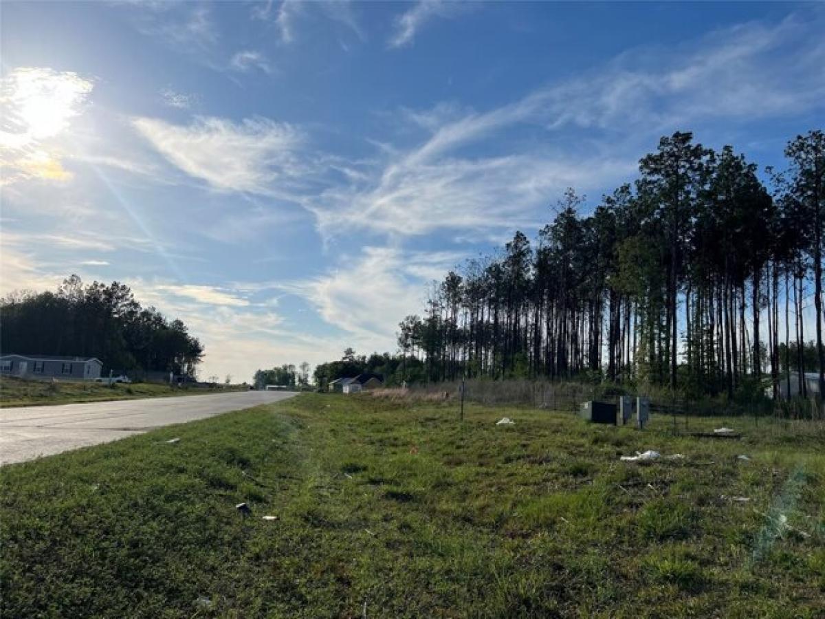 Picture of Residential Land For Sale in Cleveland, Texas, United States