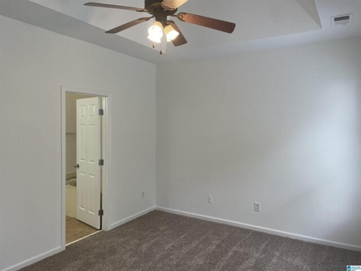 Picture of Home For Sale in Alabaster, Alabama, United States