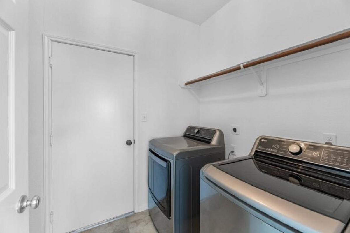 Picture of Home For Sale in Rosenberg, Texas, United States