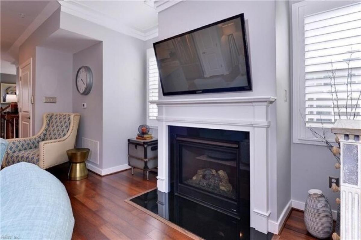 Picture of Home For Sale in Williamsburg, Virginia, United States