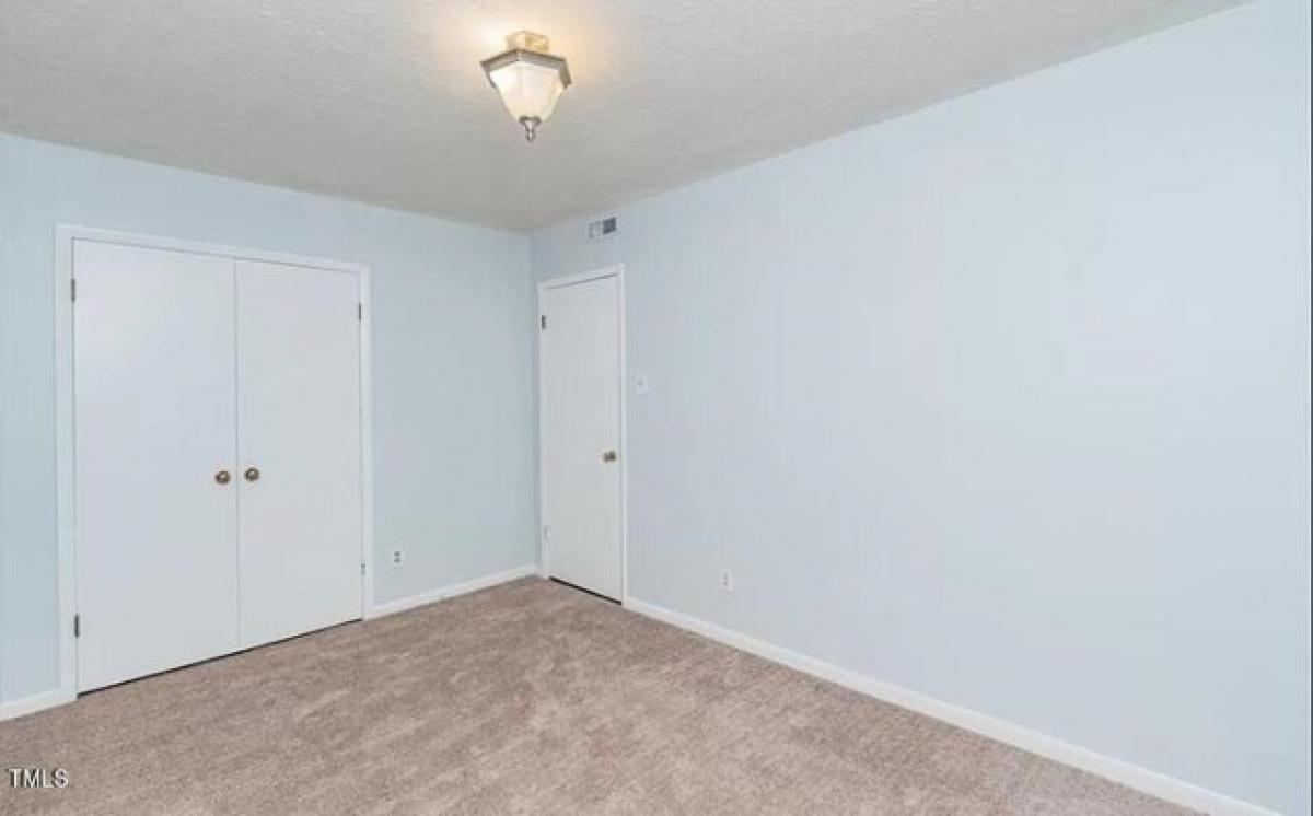 Picture of Home For Sale in Fayetteville, North Carolina, United States