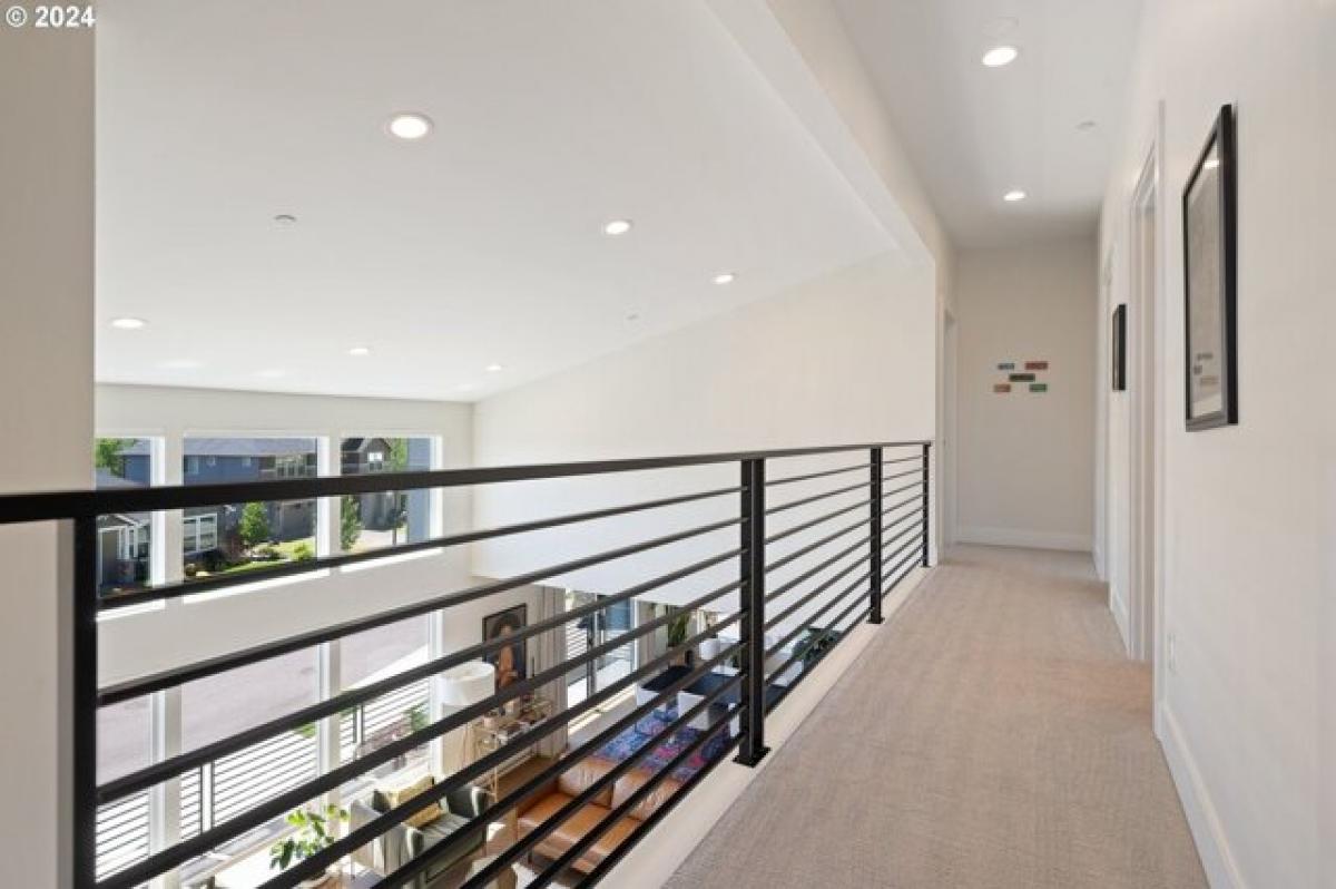 Picture of Home For Sale in Camas, Washington, United States