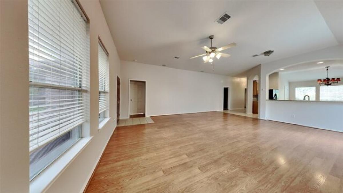 Picture of Home For Sale in League City, Texas, United States