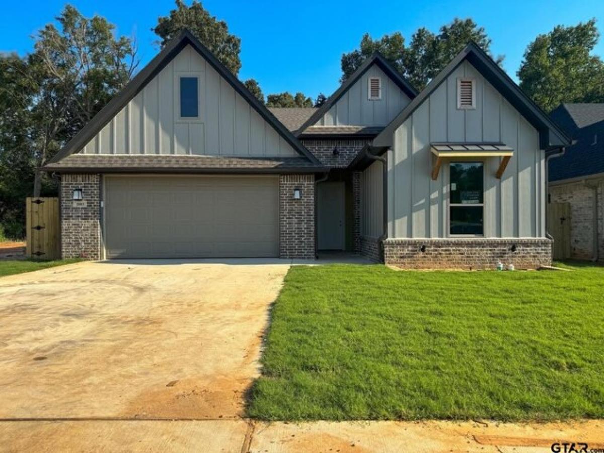 Picture of Home For Sale in Tyler, Texas, United States