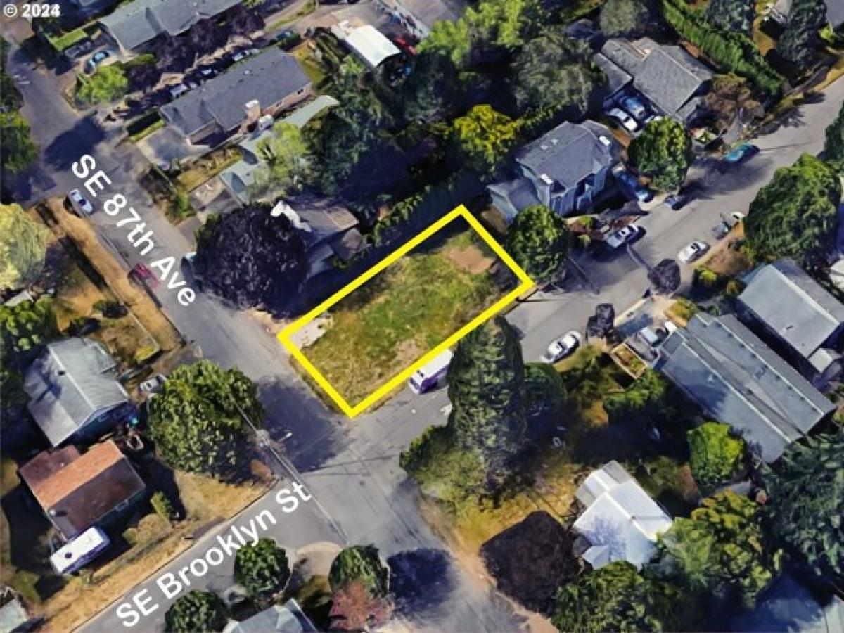 Picture of Residential Land For Sale in Portland, Oregon, United States