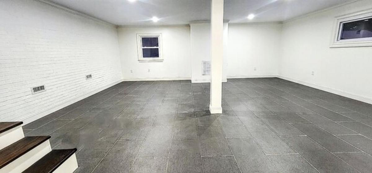 Picture of Home For Sale in Tullahoma, Tennessee, United States