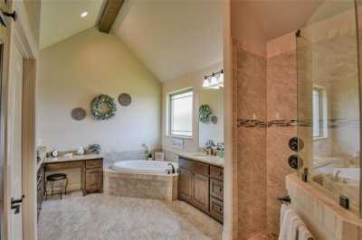 Home For Sale in Granbury, Texas