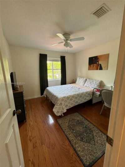 Home For Sale in Weston, Florida