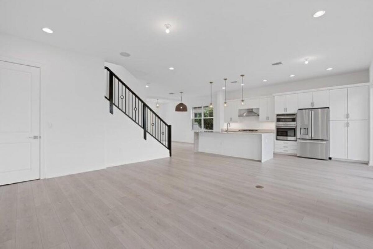 Picture of Home For Sale in Palm Beach Gardens, Florida, United States