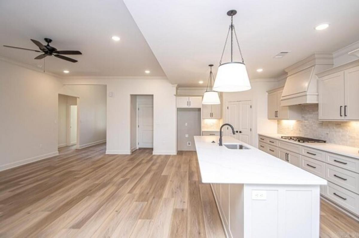 Picture of Home For Sale in Little Rock, Arkansas, United States