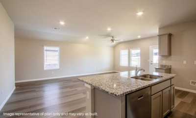 Home For Sale in Mustang, Oklahoma