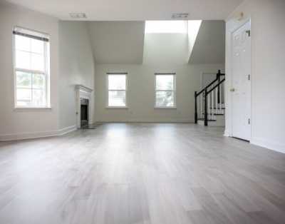 Home For Sale in Antioch, Tennessee