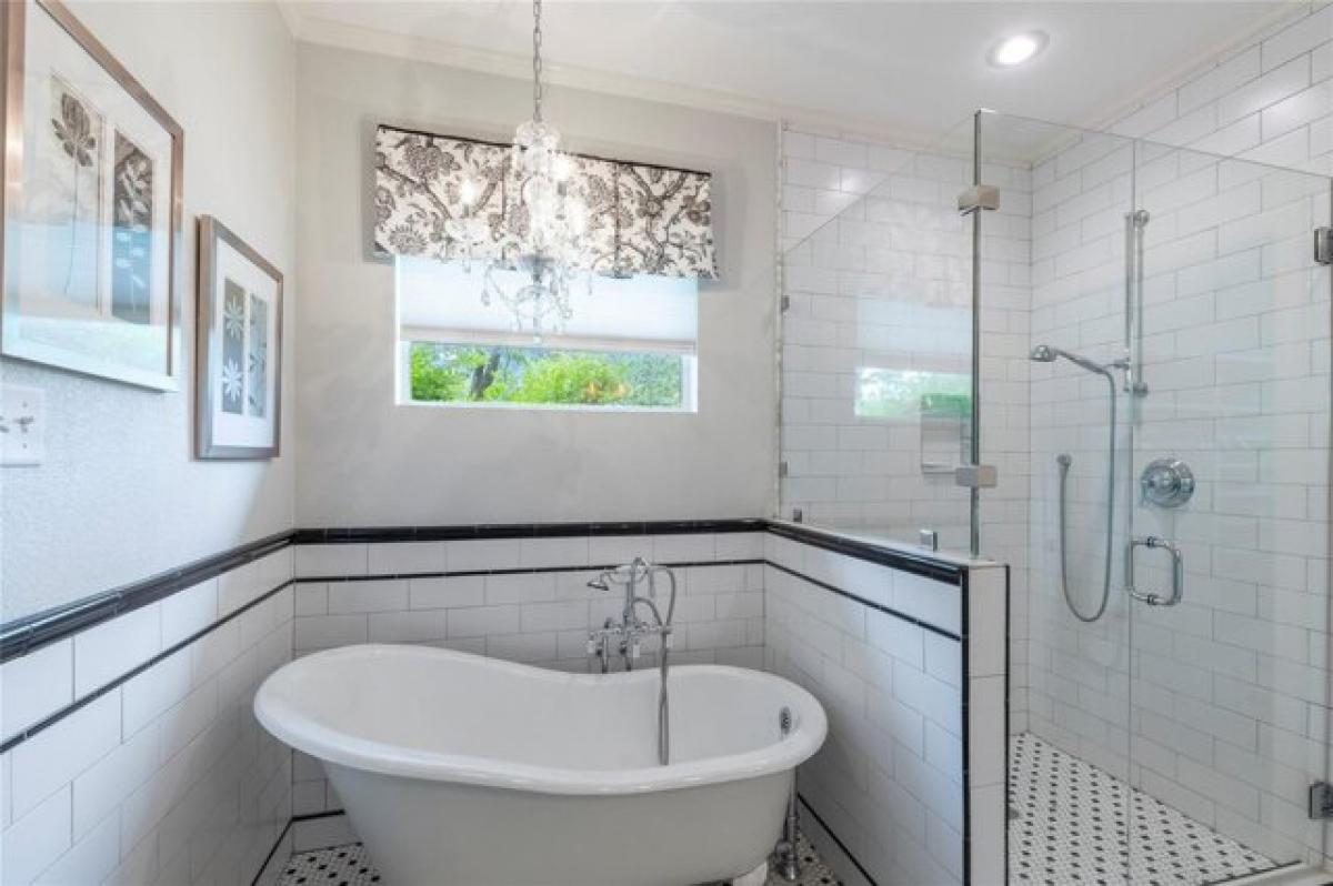 Picture of Home For Sale in Mabank, Texas, United States