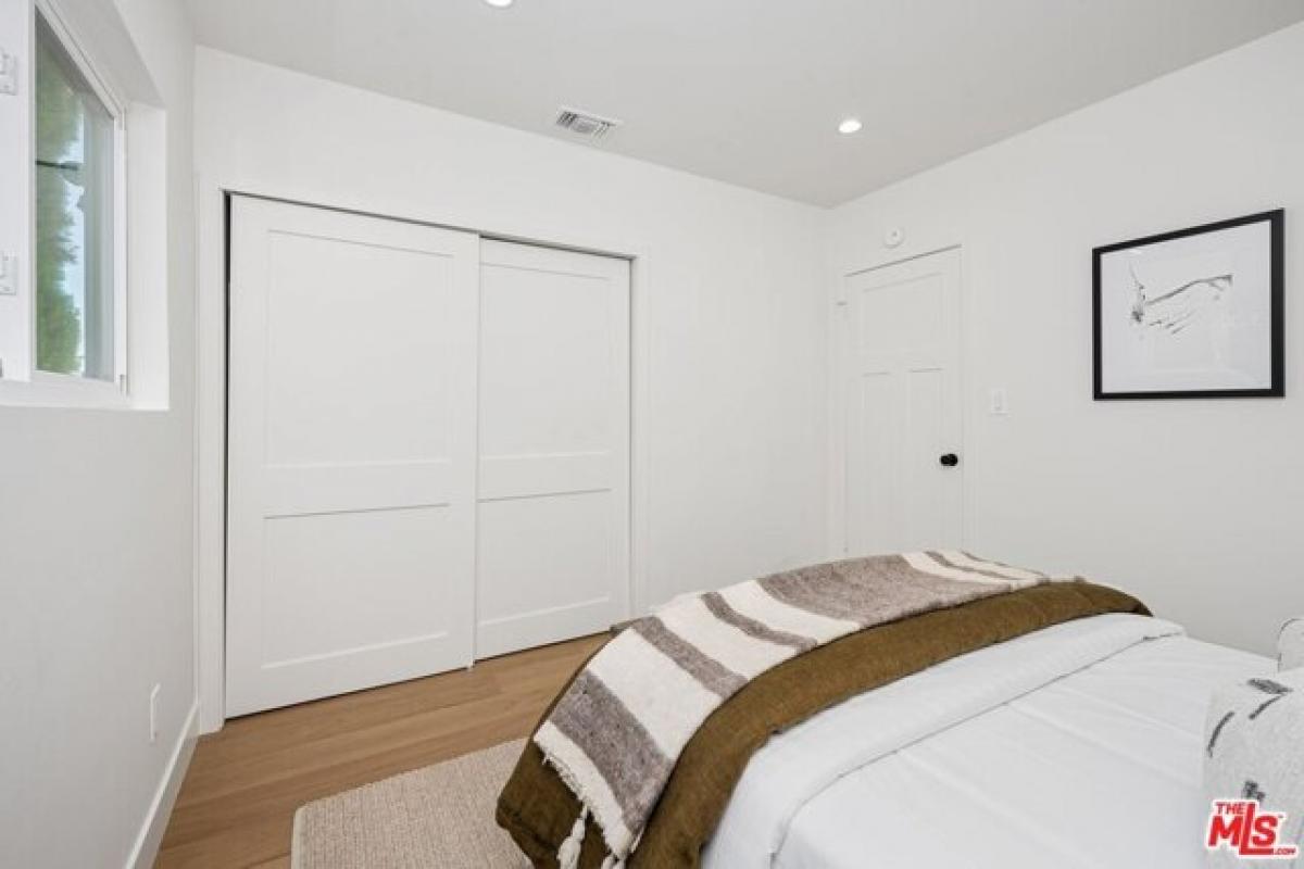 Picture of Home For Sale in Sherman Oaks, California, United States