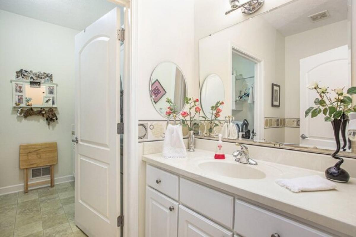 Picture of Home For Sale in Grand Rapids, Michigan, United States