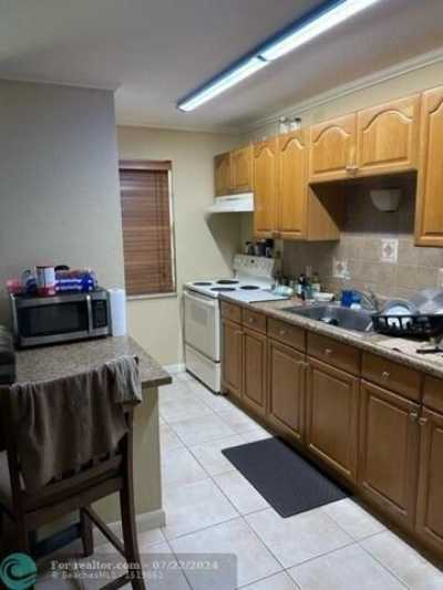 Home For Sale in Stuart, Florida