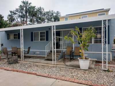 Home For Sale in Huntington Beach, California