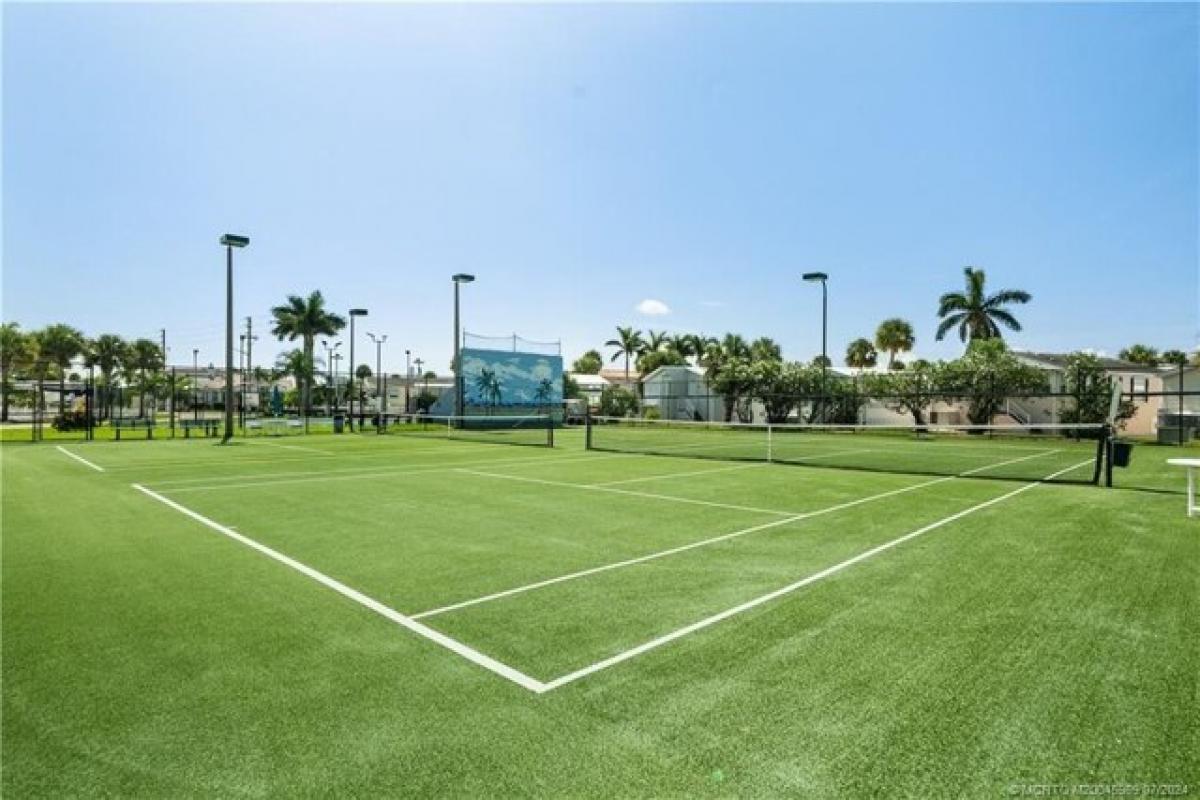 Picture of Home For Sale in Jensen Beach, Florida, United States