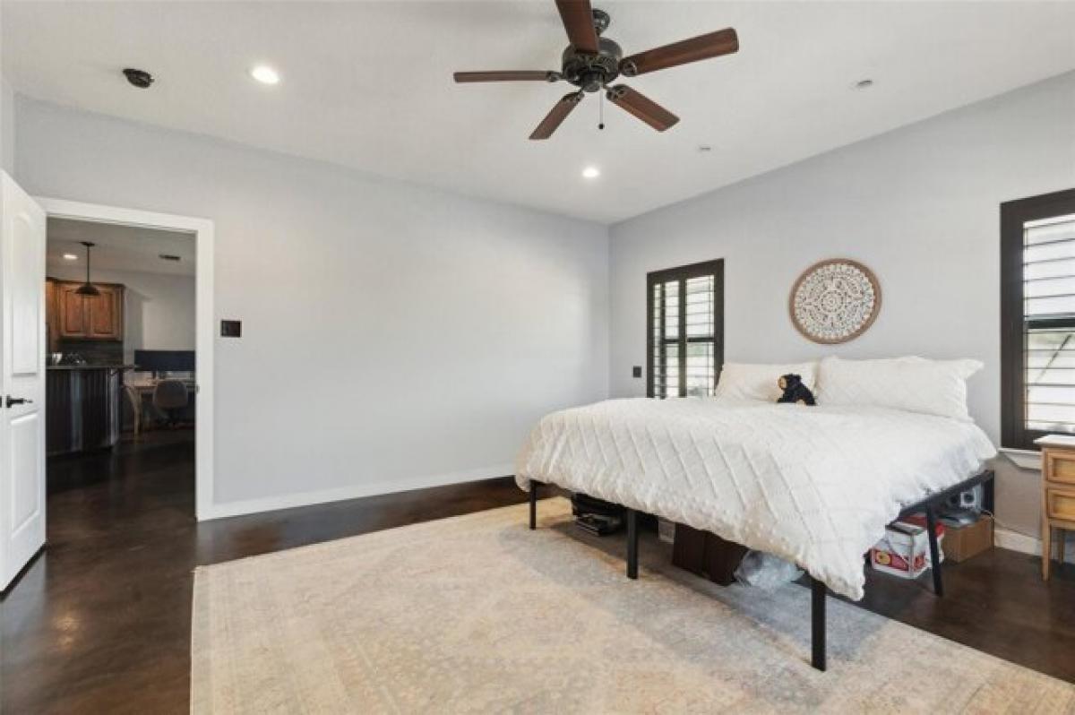 Picture of Home For Sale in Granbury, Texas, United States