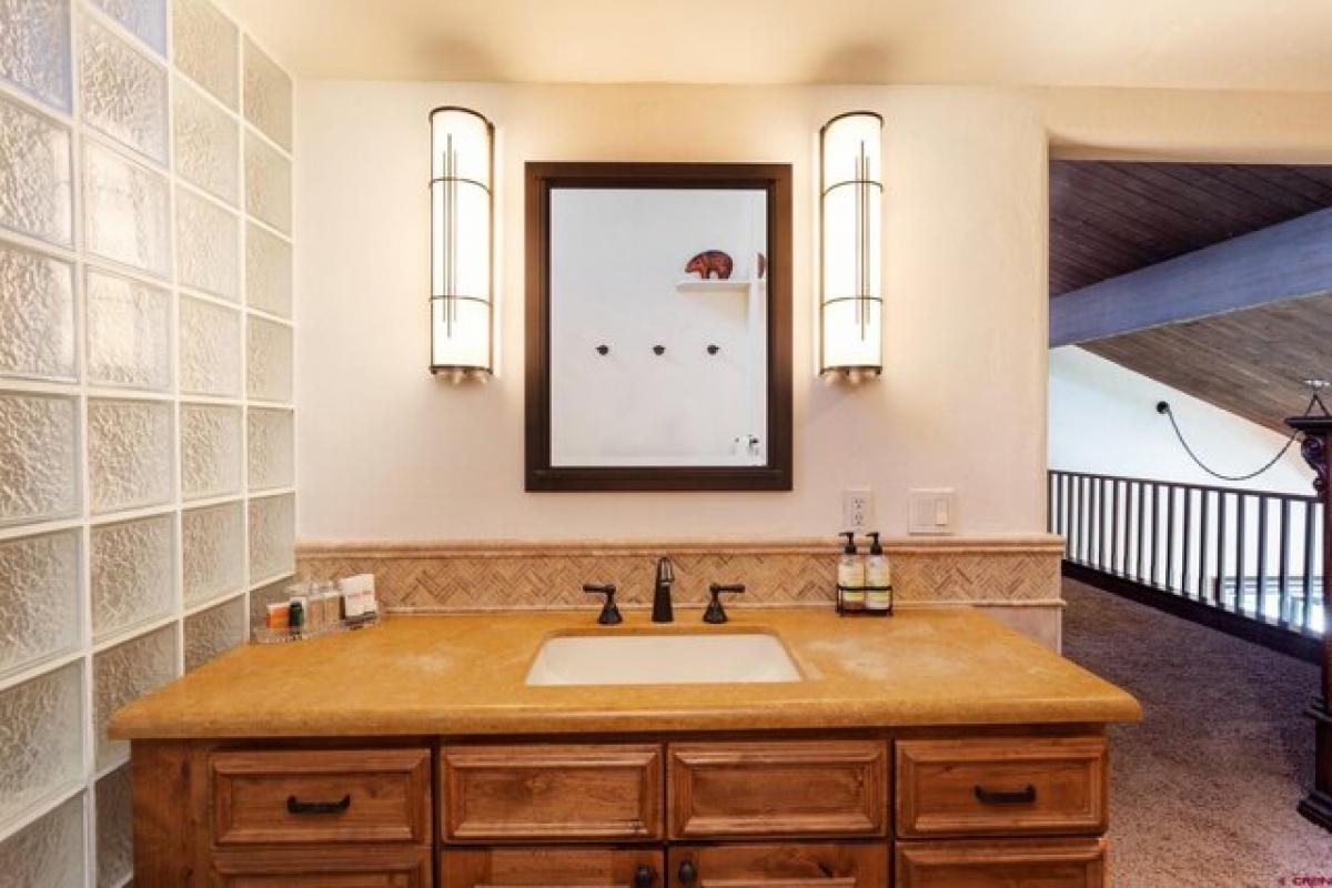 Picture of Home For Sale in Durango, Colorado, United States