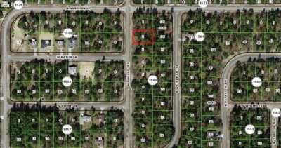 Residential Land For Sale in Citrus Springs, Florida