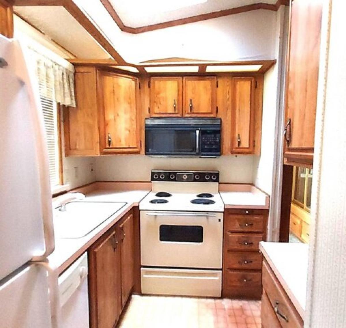 Picture of Home For Sale in Desert Hot Springs, California, United States