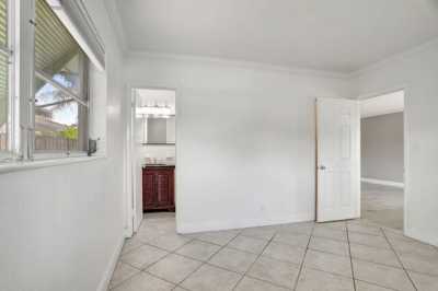 Home For Sale in Pompano Beach, Florida