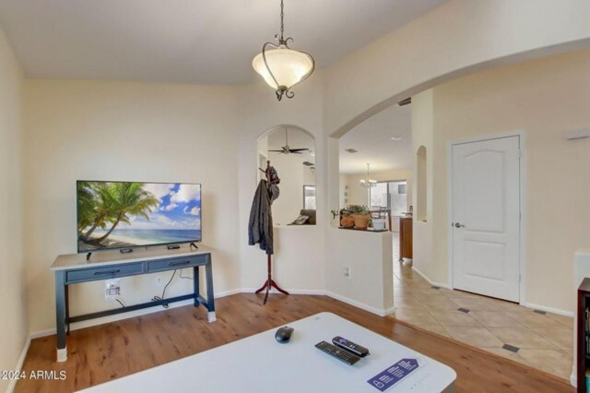 Picture of Home For Sale in Maricopa, Arizona, United States