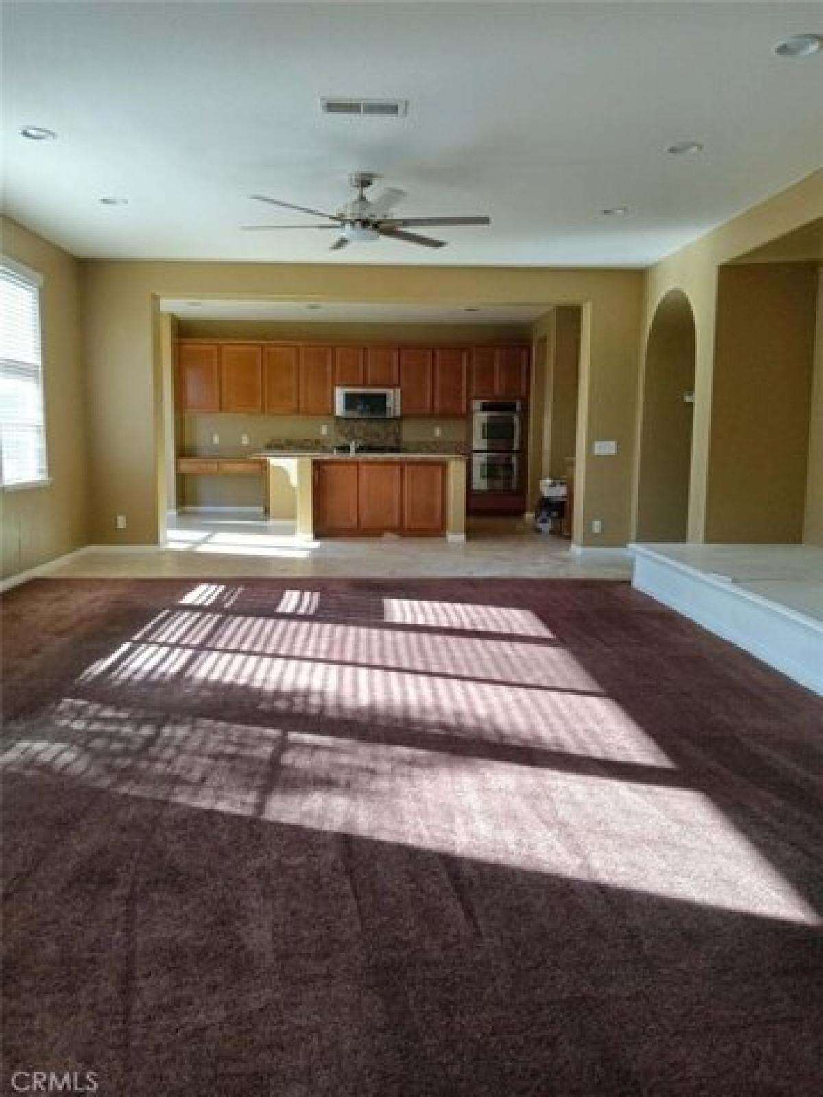 Picture of Home For Sale in Corona, California, United States