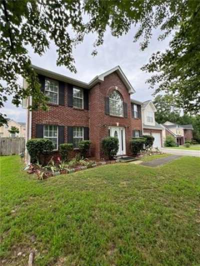 Home For Sale in Snellville, Georgia