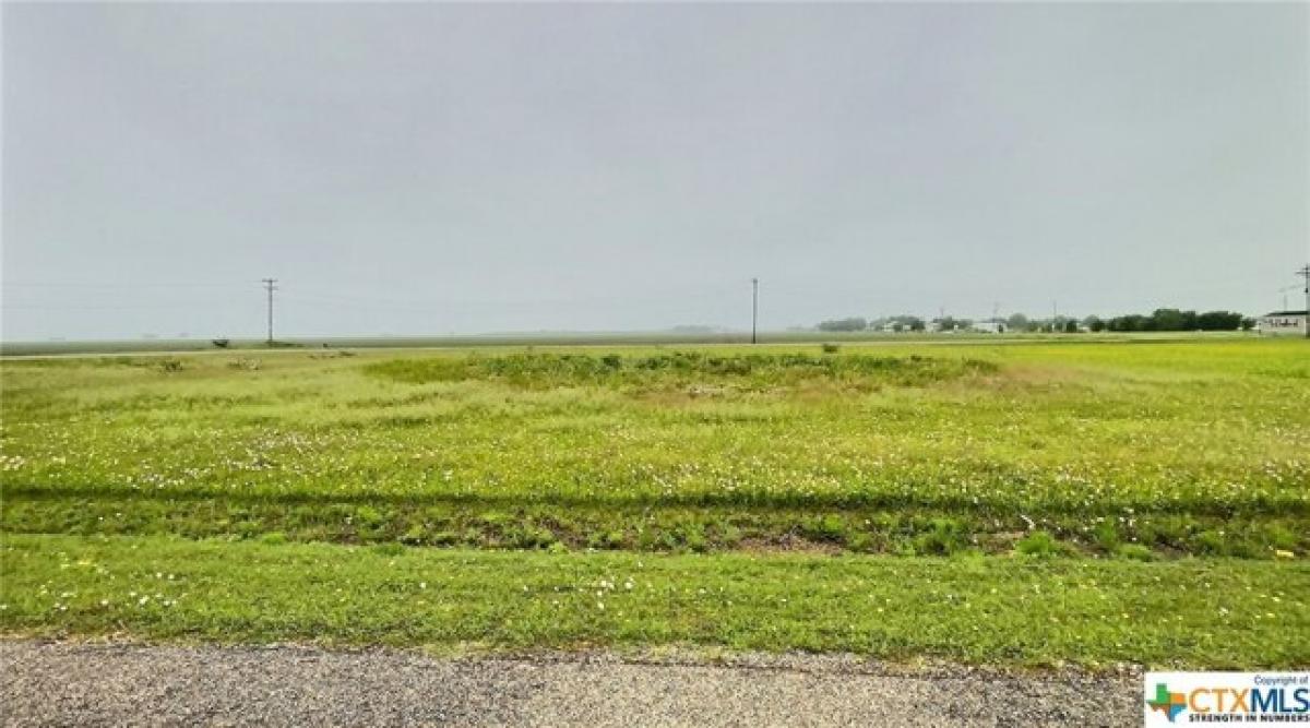 Picture of Residential Land For Sale in Victoria, Texas, United States