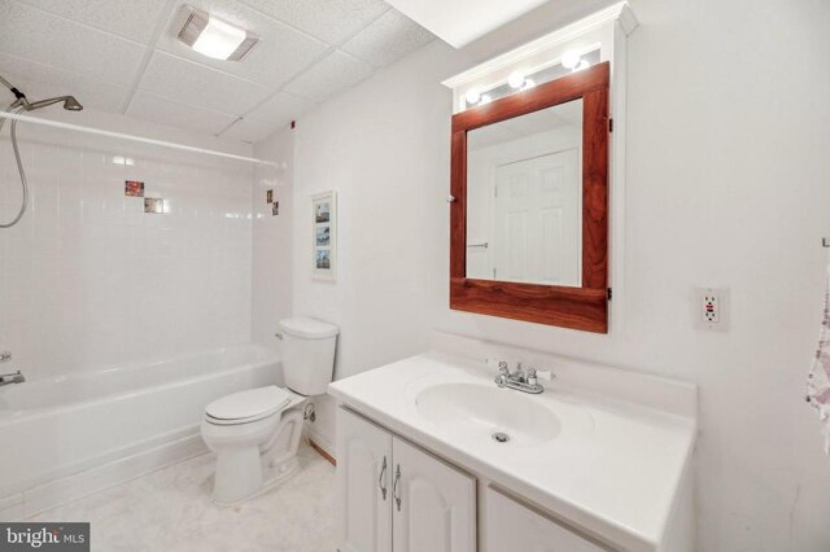 Picture of Home For Sale in Gaithersburg, Maryland, United States