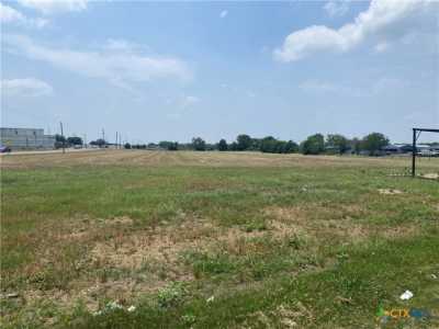Residential Land For Sale in Victoria, Texas
