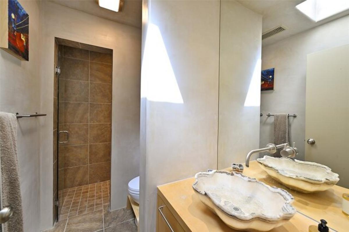 Picture of Home For Sale in Santa Fe, New Mexico, United States