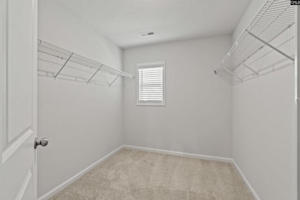 Picture of Home For Sale in Elgin, South Carolina, United States