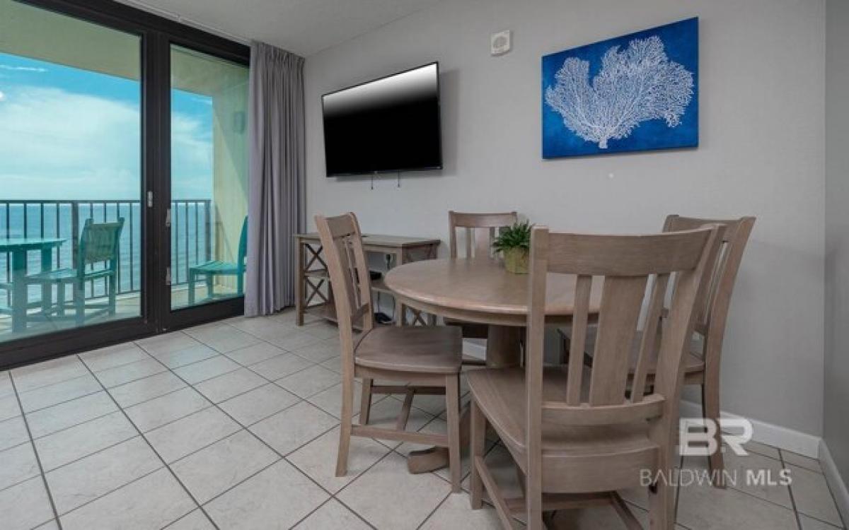 Picture of Home For Sale in Gulf Shores, Alabama, United States