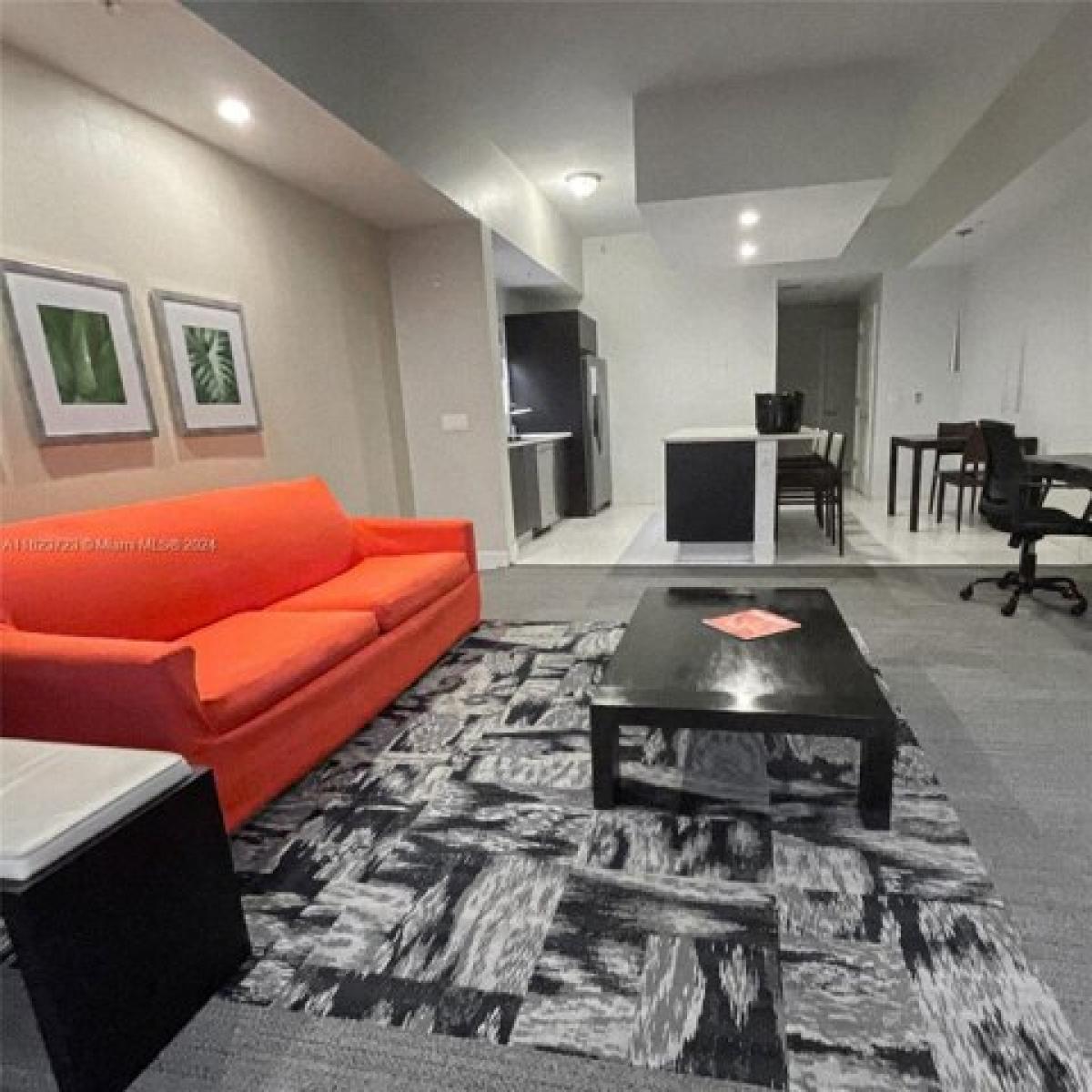 Picture of Home For Sale in Doral, Florida, United States