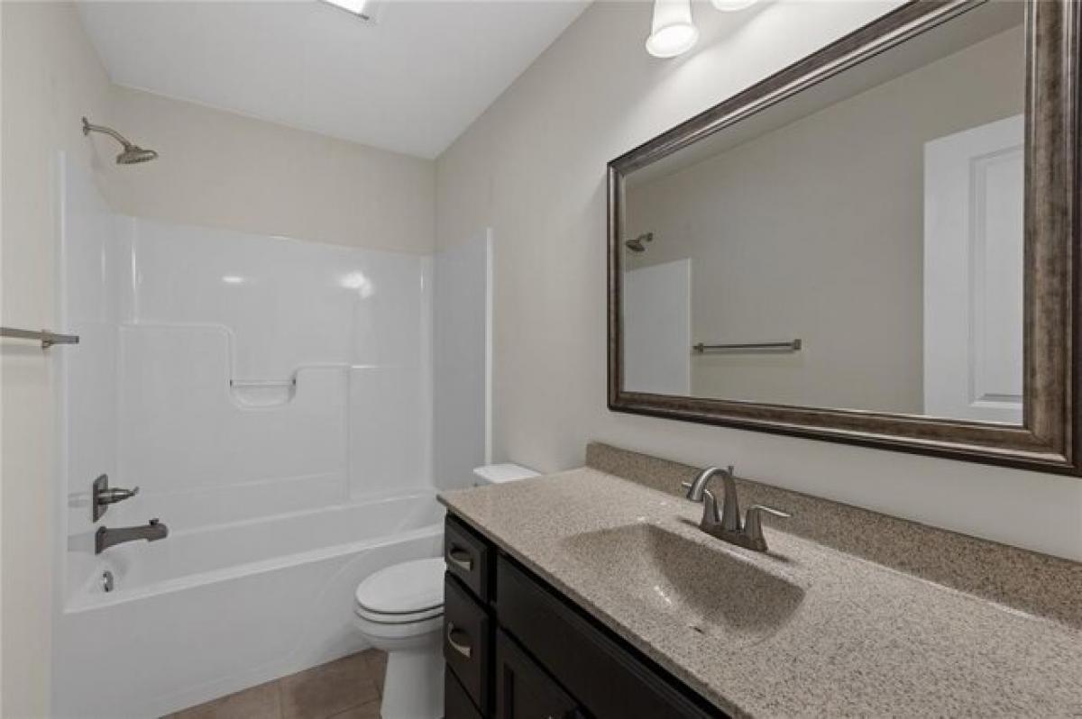 Picture of Home For Sale in Marion, Iowa, United States