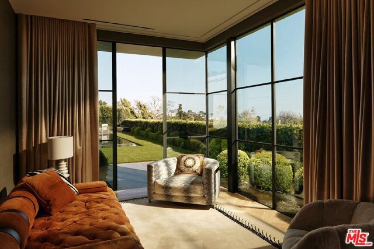 Picture of Home For Sale in Beverly Hills, California, United States