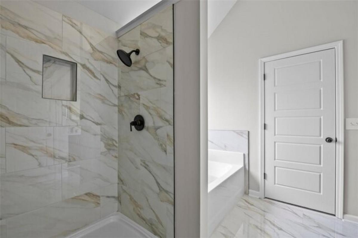 Picture of Home For Sale in Easley, South Carolina, United States