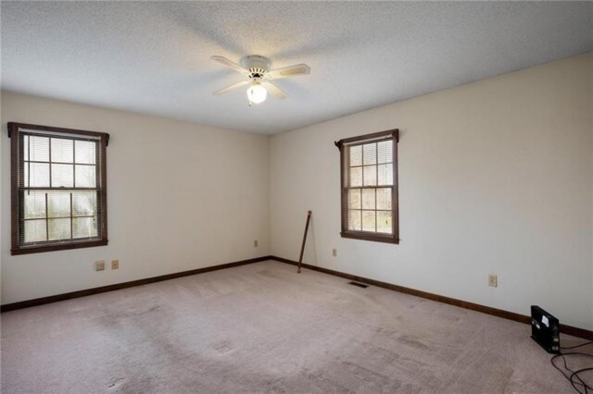 Picture of Home For Sale in Calhoun, Georgia, United States