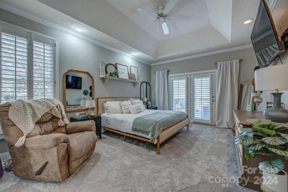 Picture of Home For Sale in Shelby, North Carolina, United States