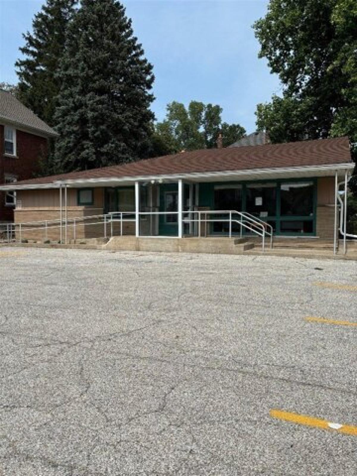 Picture of Home For Sale in Erie, Pennsylvania, United States