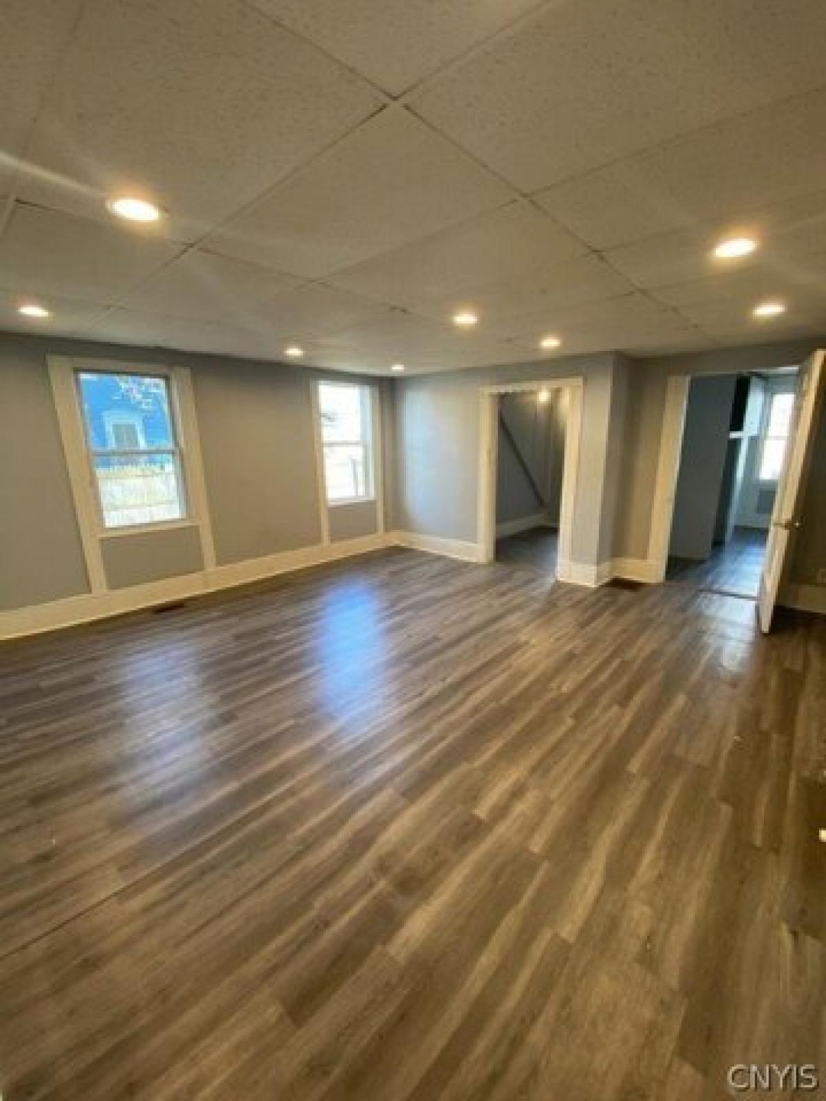 Picture of Home For Sale in Watertown, New York, United States