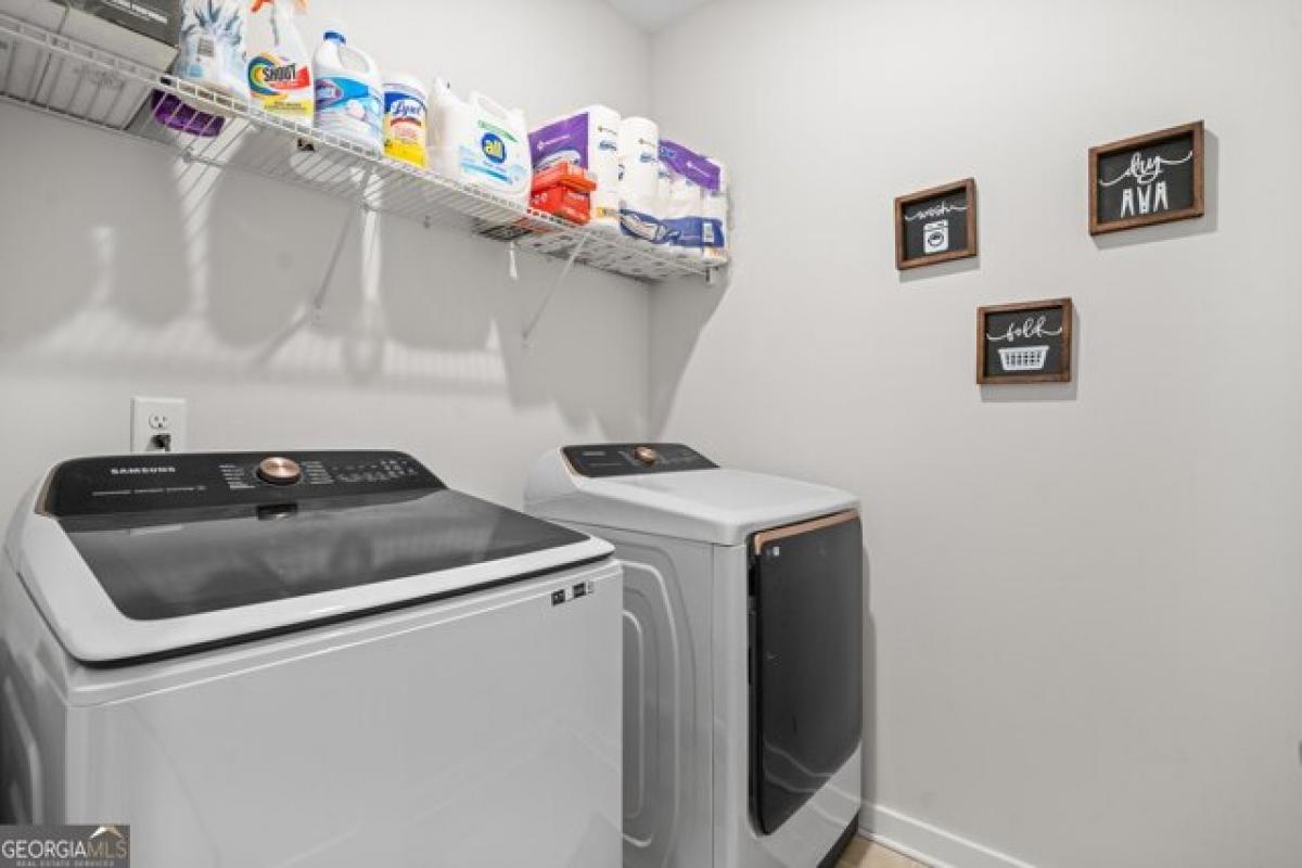 Picture of Home For Sale in Alpharetta, Georgia, United States