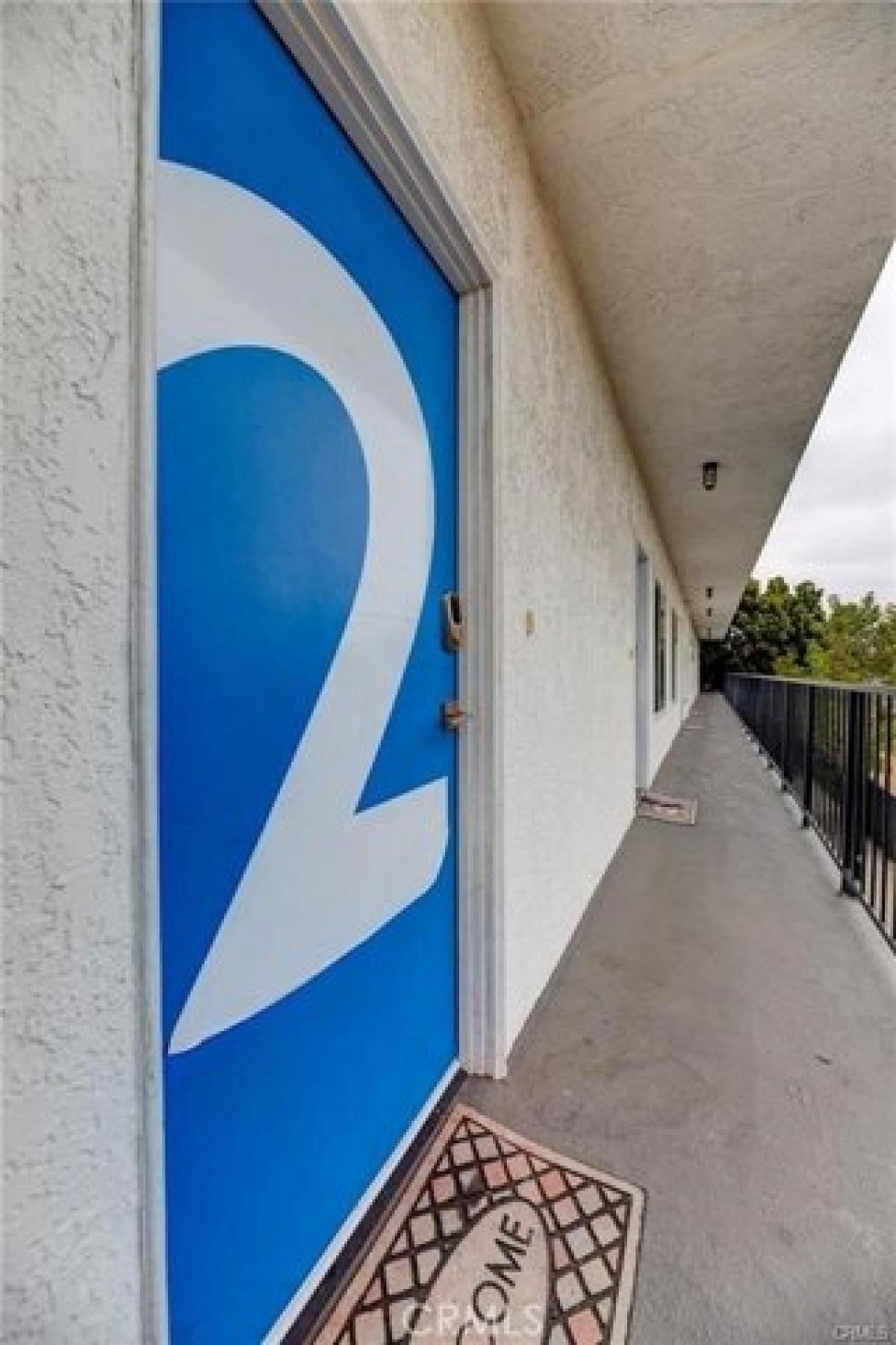 Picture of Home For Sale in Inglewood, California, United States